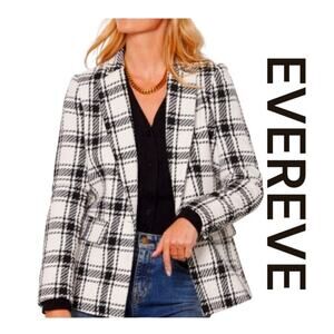 Evereve Black and Ivory Kennedy Blazer SZ XS